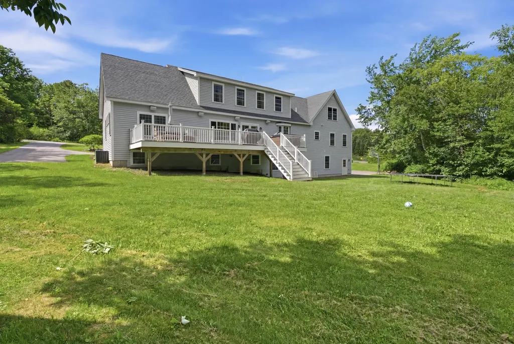 18 Pleasant Point Road Cushing ME 04563