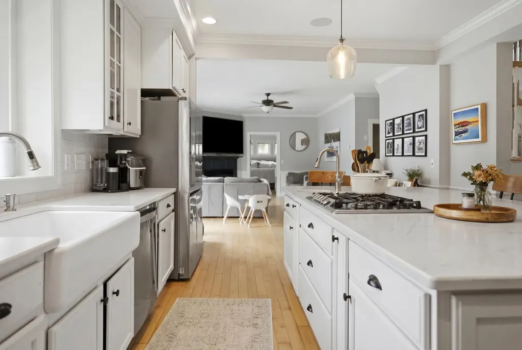 18 Pleasant Point Road Cushing ME 04563