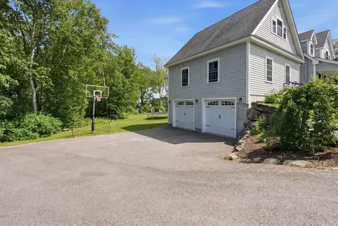 18 Pleasant Point Road Cushing ME 04563