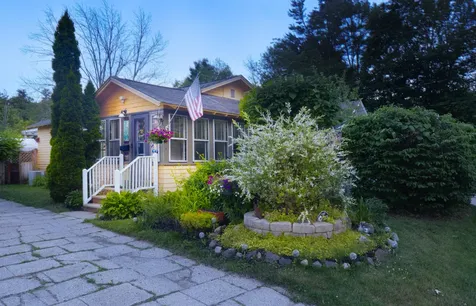 8 Auburn Street Sanford ME 04083