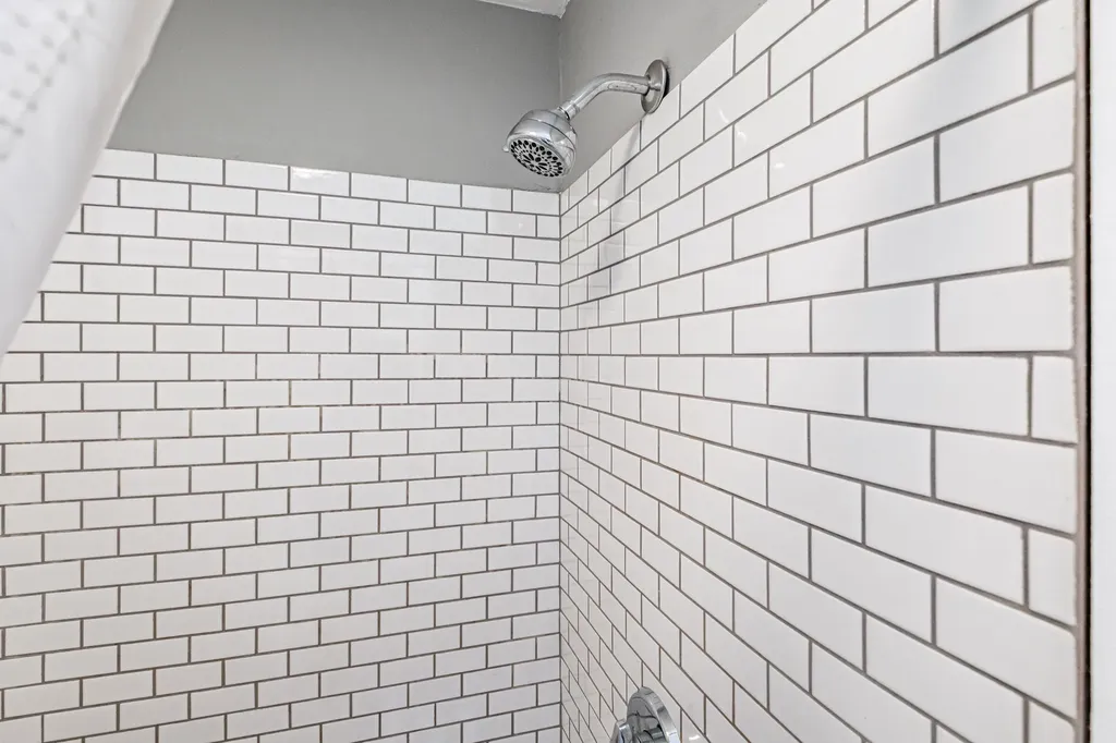 179 Hunter Road Dresden ME 04342