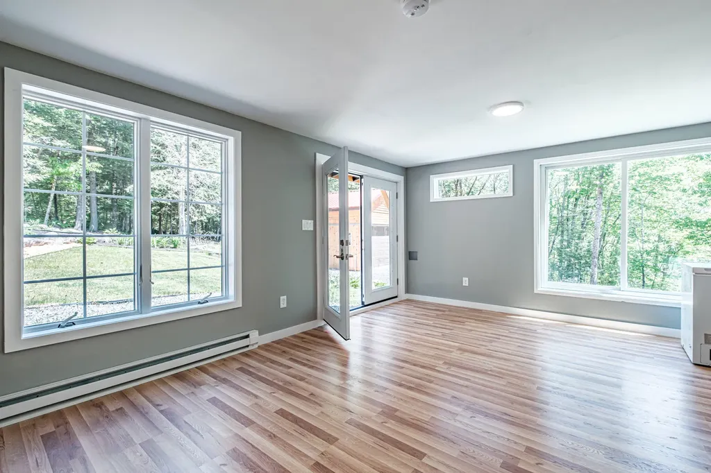 179 Hunter Road Dresden ME 04342