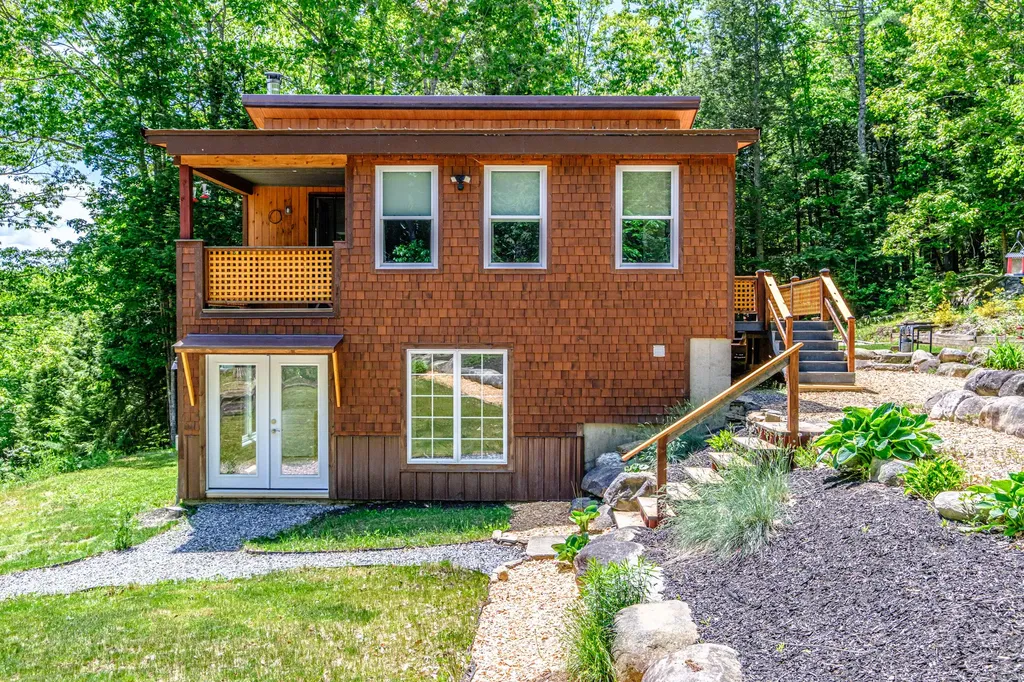 179 Hunter Road Dresden ME 04342