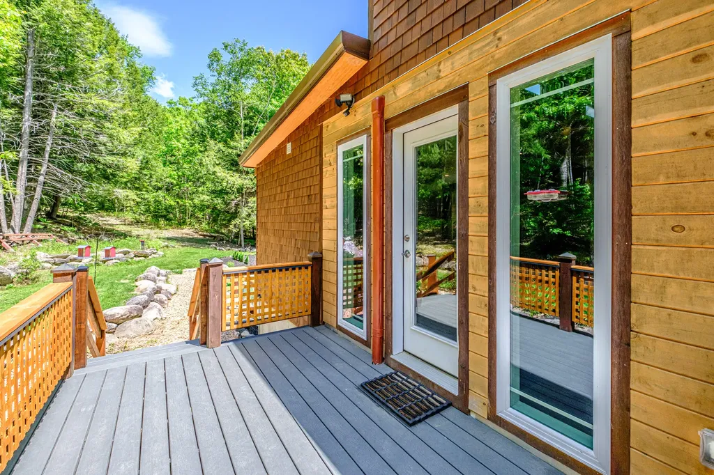 179 Hunter Road Dresden ME 04342