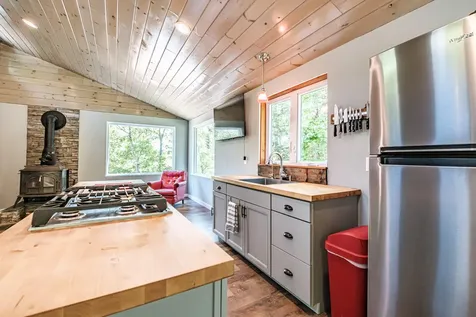 179 Hunter Road Dresden ME 04342