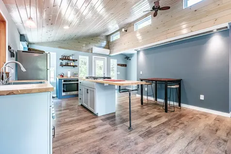 179 Hunter Road Dresden ME 04342