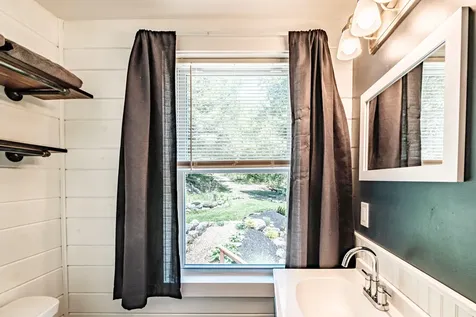 179 Hunter Road Dresden ME 04342