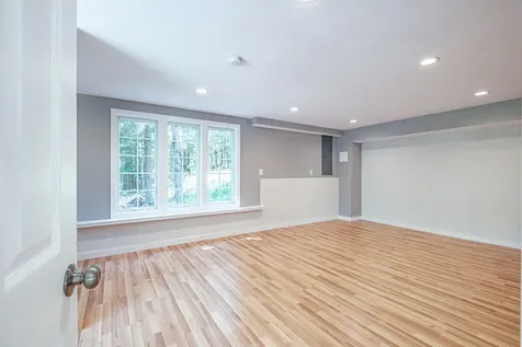 179 Hunter Road Dresden ME 04342