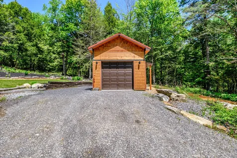 179 Hunter Road Dresden ME 04342