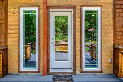 179 Hunter Road Dresden ME 04342