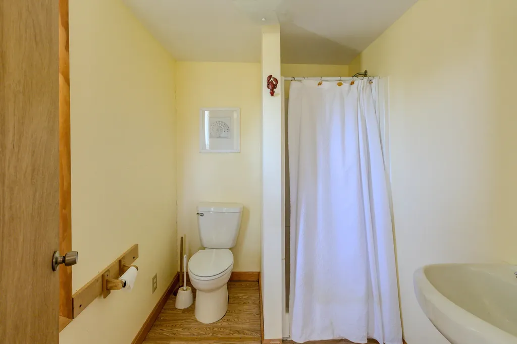 11 Faulkingham Street Jonesport ME 04649