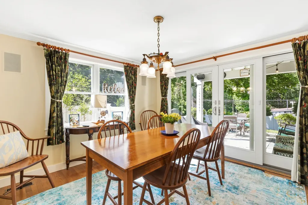 27 Somerset Avenue Old Orchard Beach ME 04064