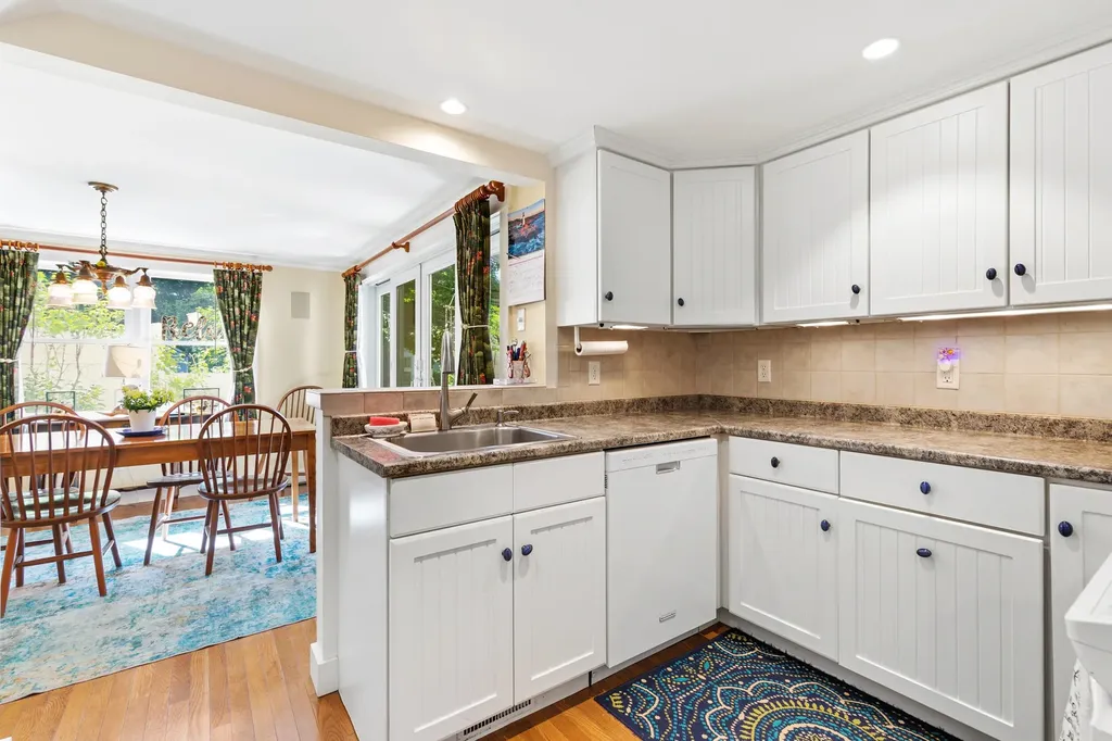 27 Somerset Avenue Old Orchard Beach ME 04064