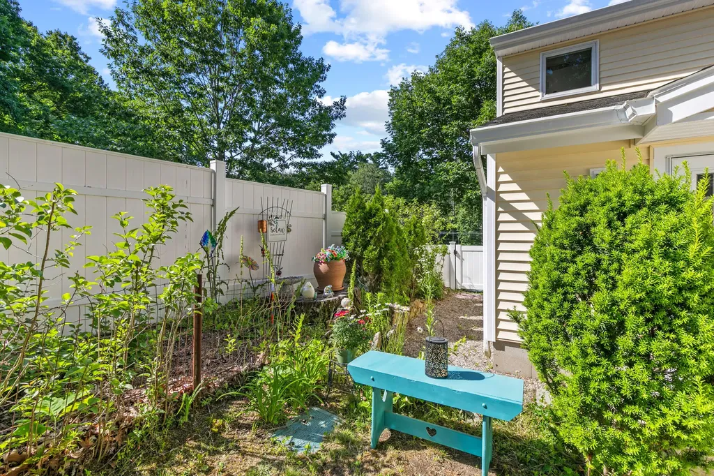 27 Somerset Avenue Old Orchard Beach ME 04064