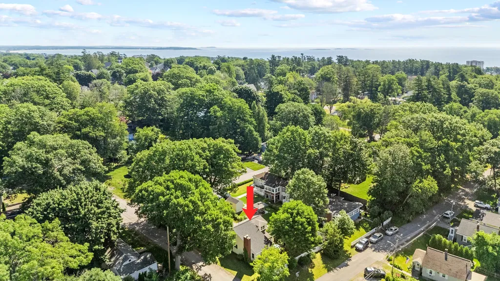 27 Somerset Avenue Old Orchard Beach ME 04064