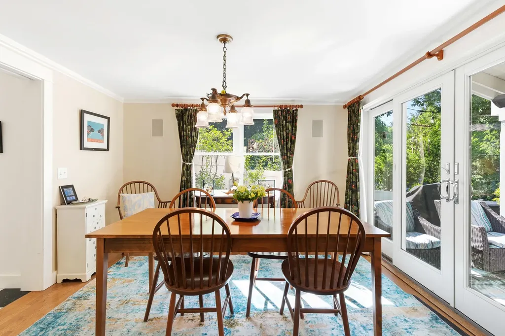 27 Somerset Avenue Old Orchard Beach ME 04064