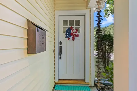 27 Somerset Avenue Old Orchard Beach ME 04064