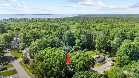 27 Somerset Avenue Old Orchard Beach ME 04064