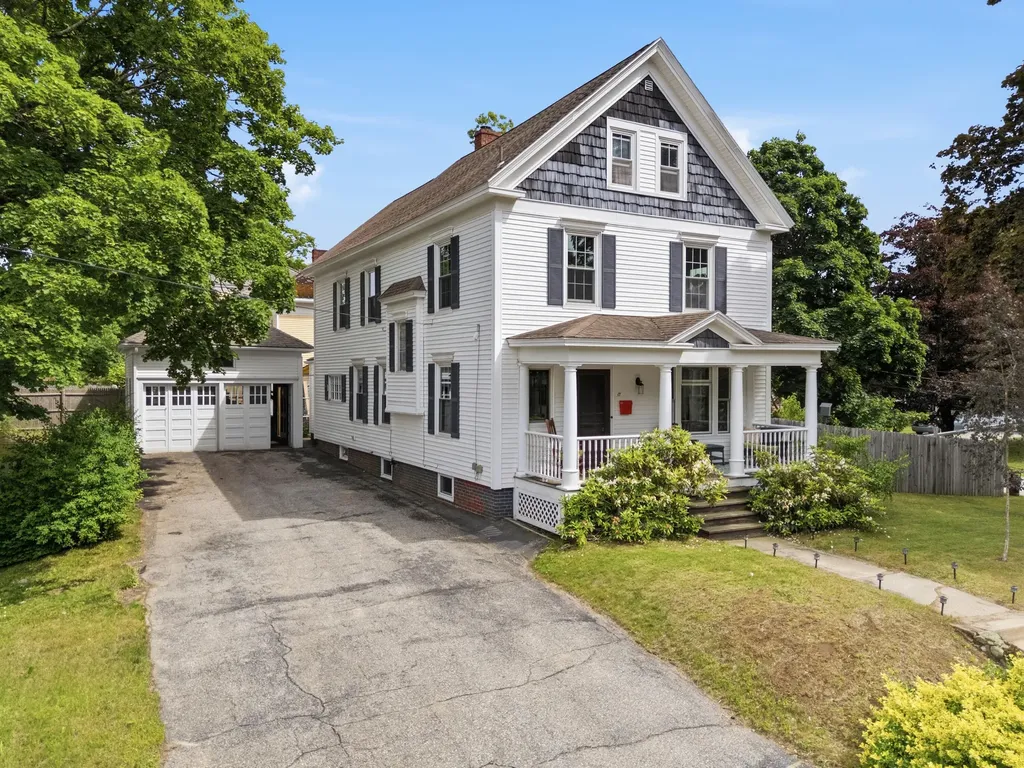 17 Addison Street Lisbon ME 04252