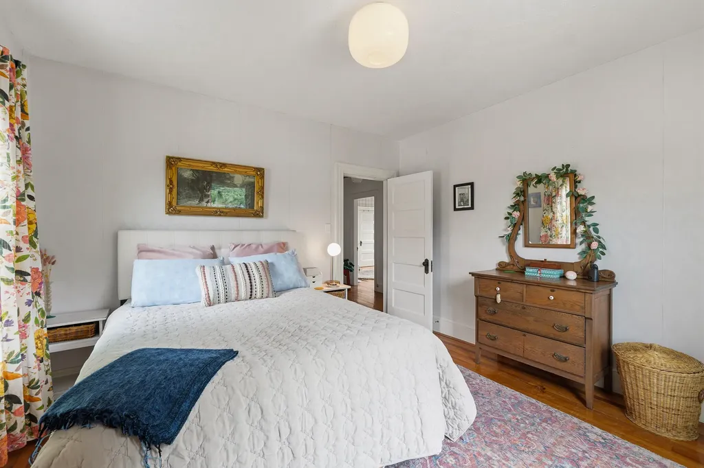 17 Addison Street Lisbon ME 04252