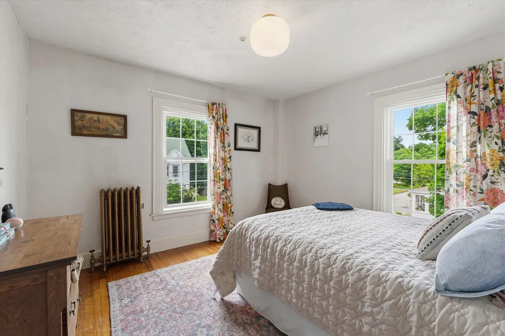 17 Addison Street Lisbon ME 04252