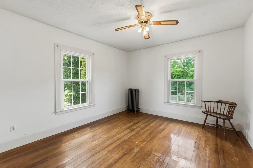 17 Addison Street Lisbon ME 04252