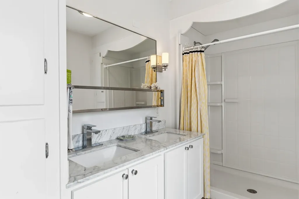 17 Addison Street Lisbon ME 04252