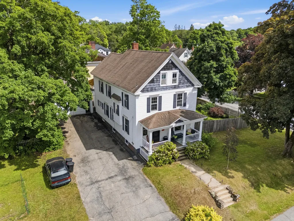 17 Addison Street Lisbon ME 04252