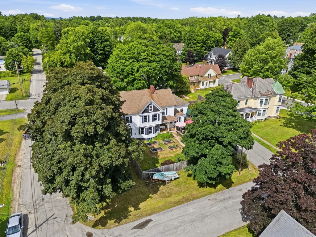 17 Addison Street Lisbon ME 04252