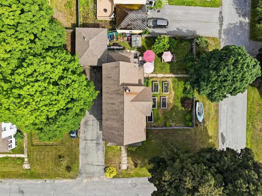 17 Addison Street Lisbon ME 04252