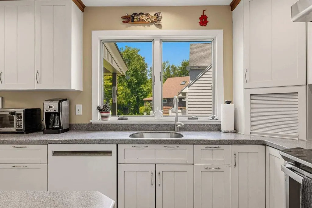6 Proctor Avenue Kennebunkport ME 04046