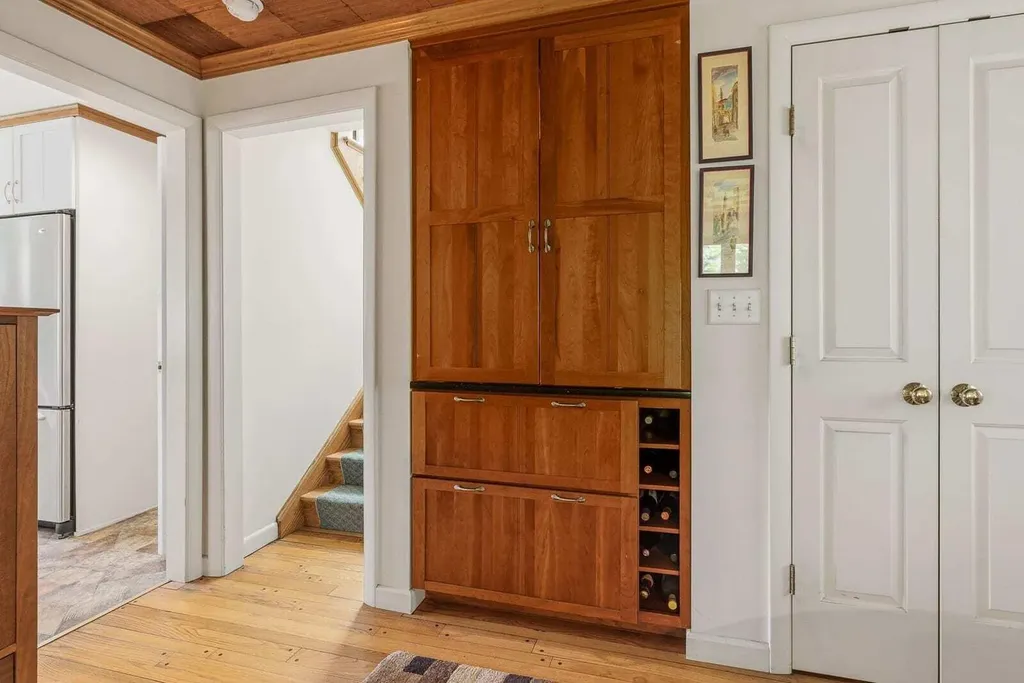 6 Proctor Avenue Kennebunkport ME 04046
