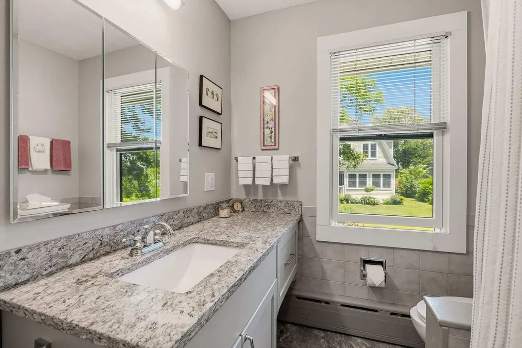 6 Proctor Avenue N Kennebunkport ME 04046