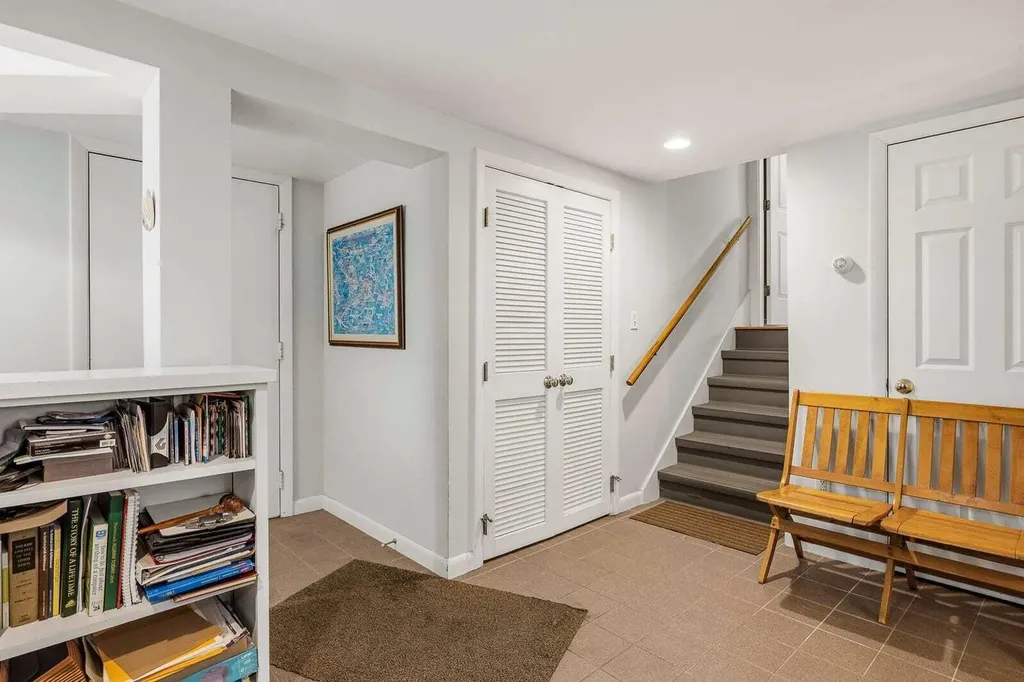 6 Proctor Avenue N Kennebunkport ME 04046
