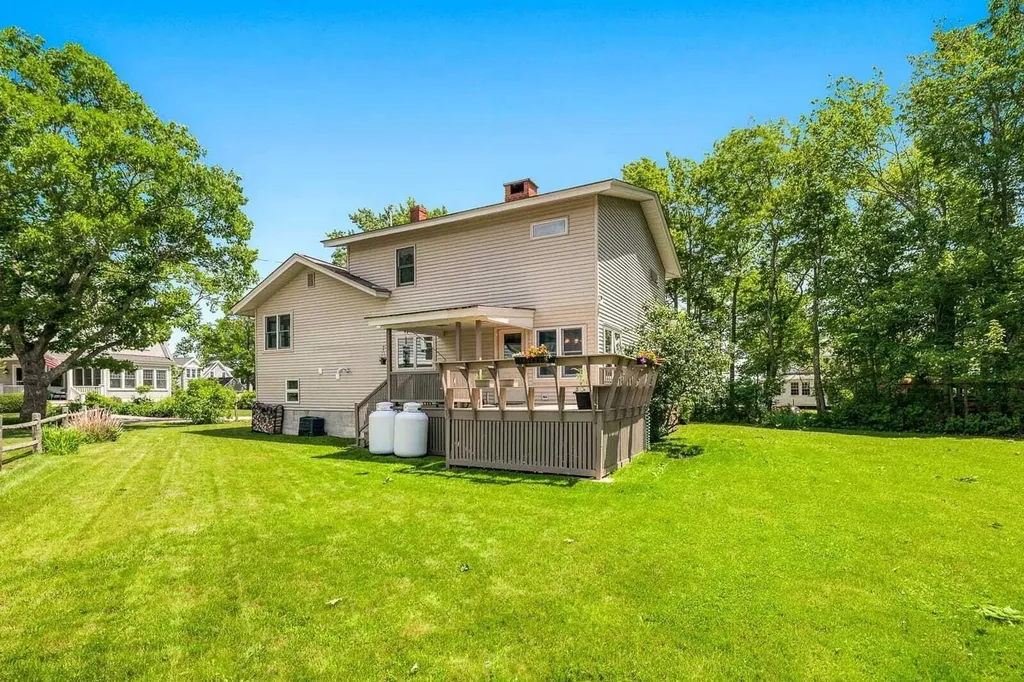 6 Proctor Avenue N Kennebunkport ME 04046