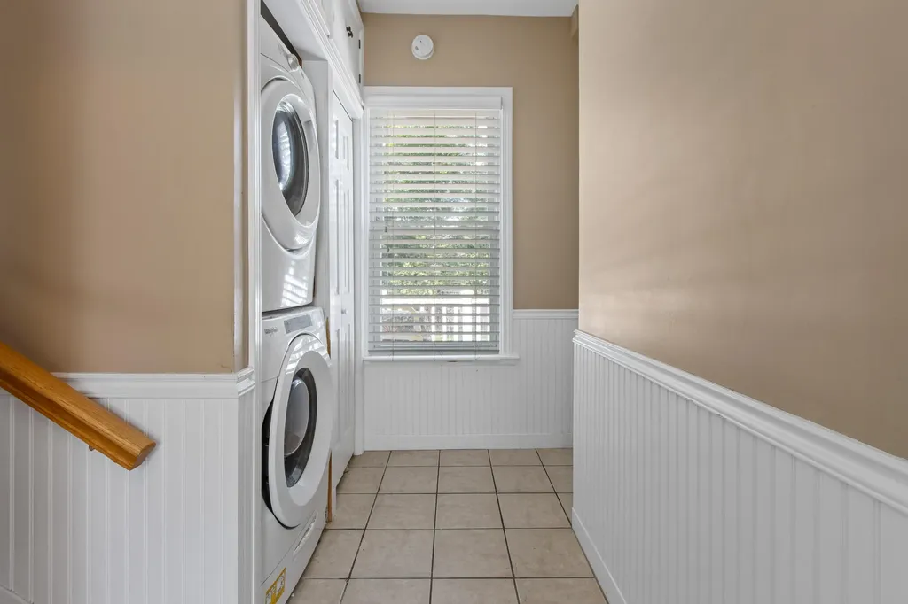 1584 Broadway South Portland ME 04106