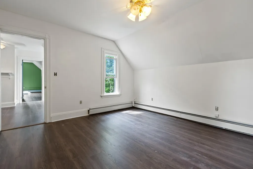 1584 Broadway South Portland ME 04106