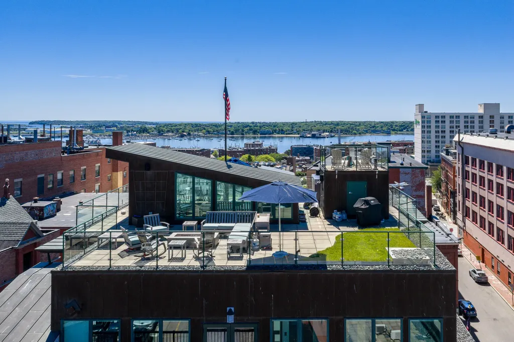 547 Congress Street Portland ME 04101