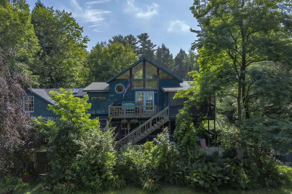 310 Peninsula Drive Mariaville ME 04605