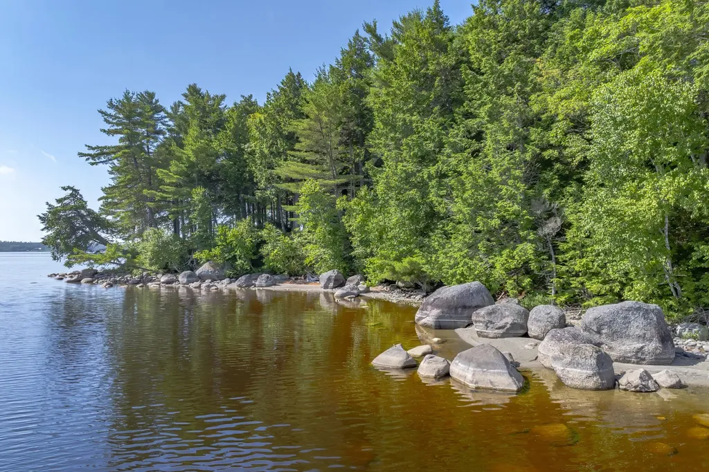 310 Peninsula Drive Mariaville ME 04605
