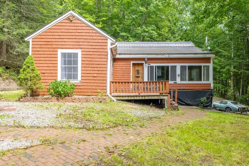 72 W Shore Drive Lyman ME 04002