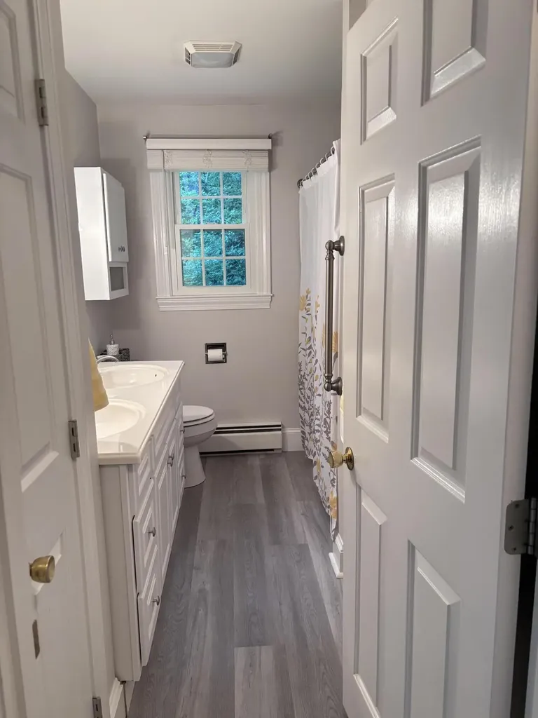 24 Wood Pond Lane Kennebunk ME 04043