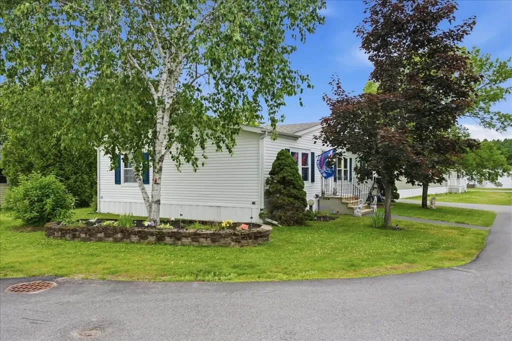 11 Fox Run Drive Lewiston ME 04240