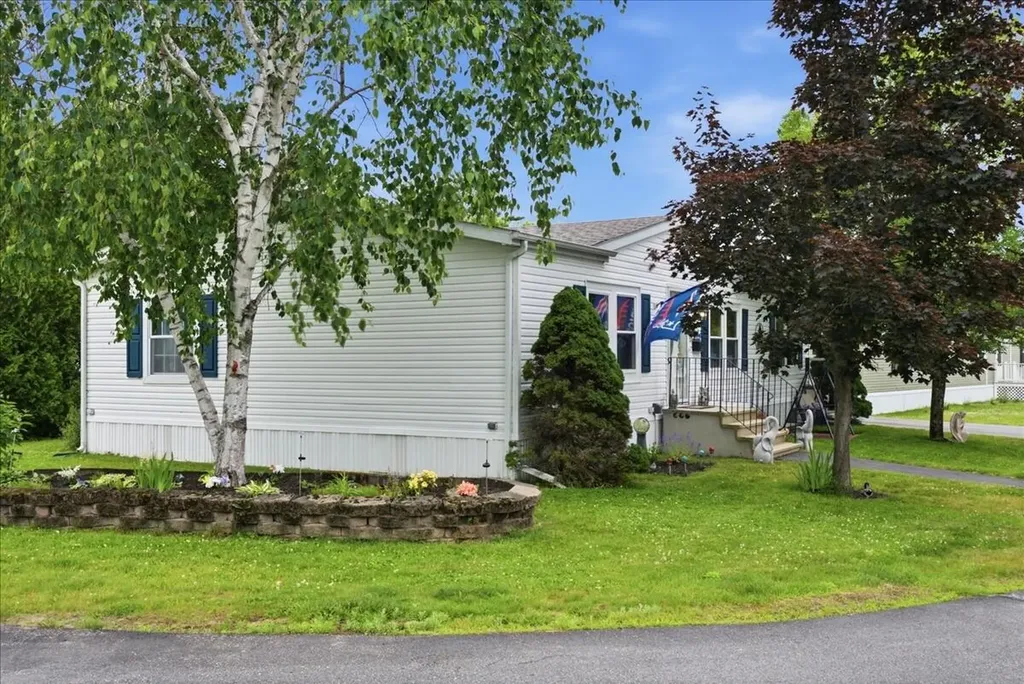 11 Fox Run Drive Lewiston ME 04240