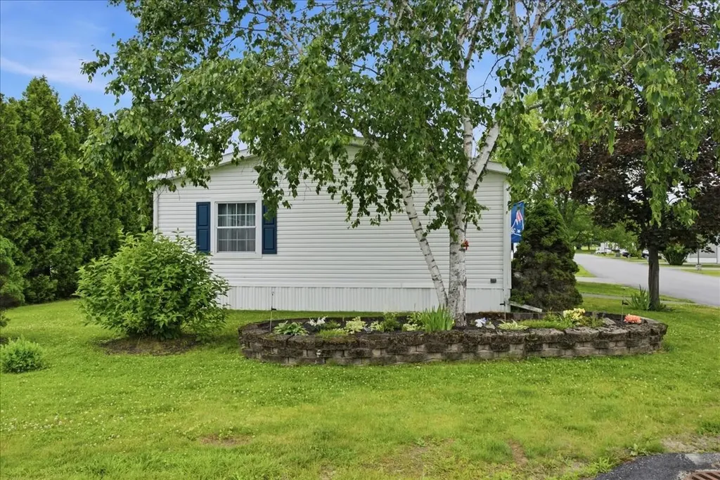11 Fox Run Drive Lewiston ME 04240