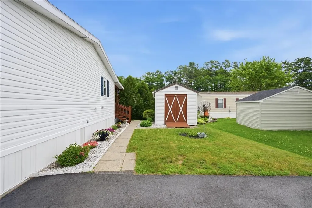 11 Fox Run Drive Lewiston ME 04240