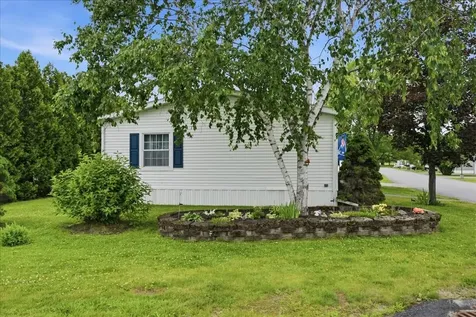 11 Fox Run Drive Lewiston ME 04240