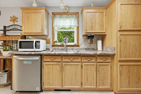 11 Fox Run Drive Lewiston ME 04240
