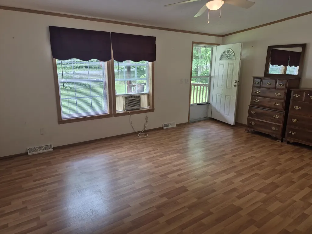 1142 West Road Belgrade ME 04917
