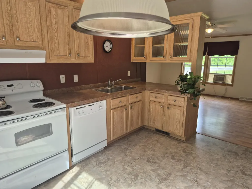 1142 West Road Belgrade ME 04917